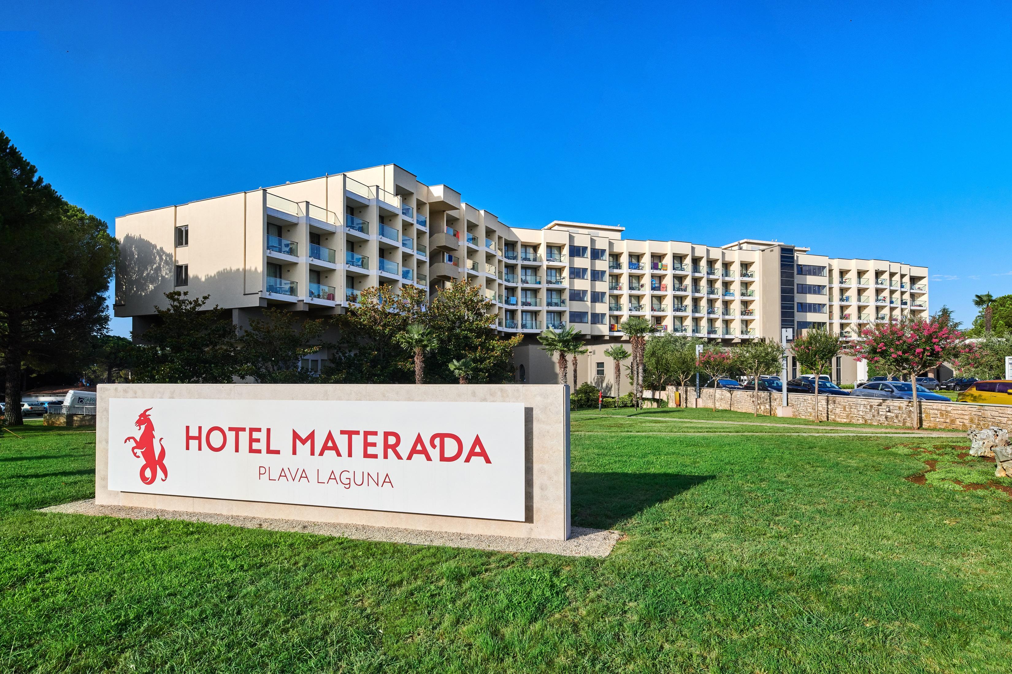פורץ Hotel Materada Plava Laguna מראה חיצוני תמונה